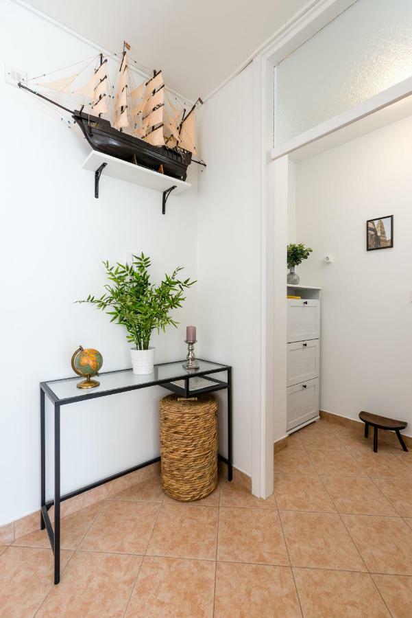 Apartment Romana With A Spacious Terrace Split Buitenkant foto